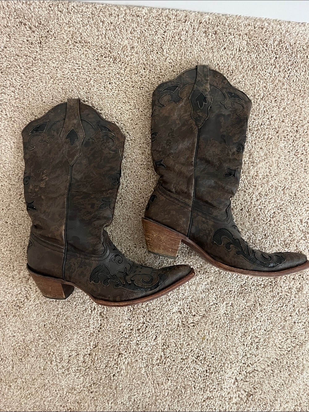 Western-Style Women's Brown Embroidered Ankle Boots